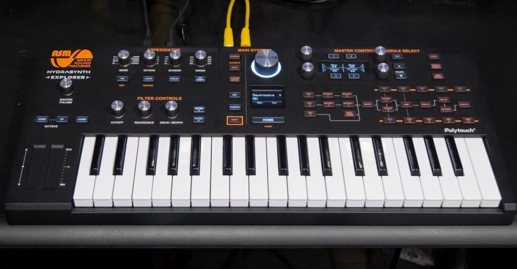 ASM Hydrasynth Explorer keyboard synth